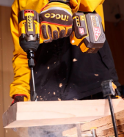 Εικόνα της Μπουλονόκλειδο Κρουστικό Μπαταρίας 42V Li-Ion 600-750Nm + 2*2Ah+φορτιστής Ingco