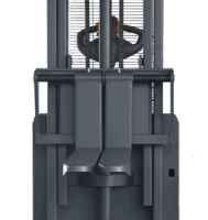 Εικόνα της Ηλεκτρικό περονοφόρο 1.5 τόνου 3μέτρα ικανότητα ανύψωσης με πλατφόρμα χειριστή Express